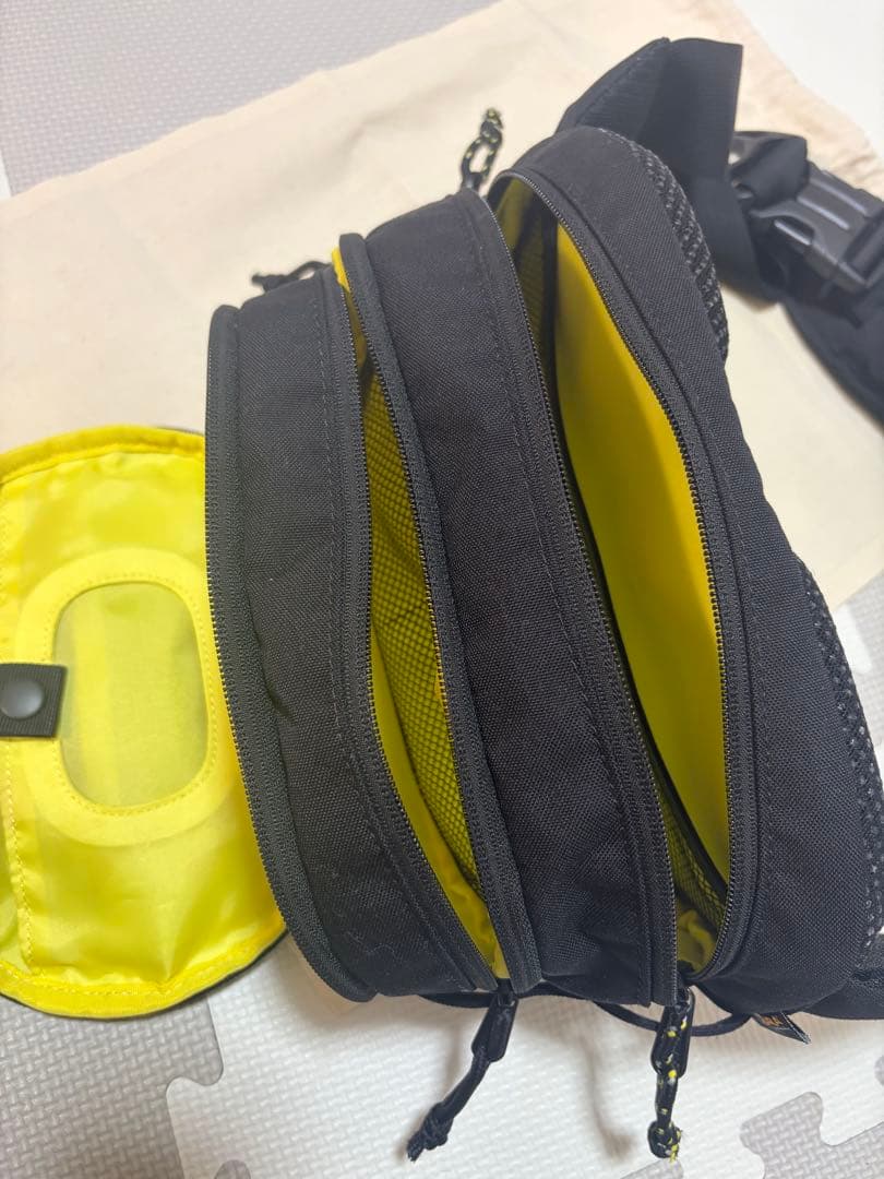 Hugoo 多機能バッグ 黒/黄色