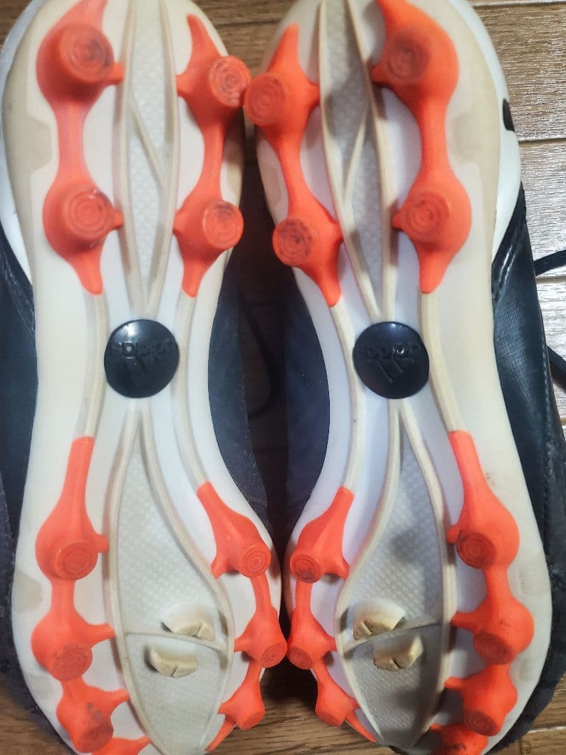 アディダス アディパワープレデタージャパン(ブラック×オレンジ)