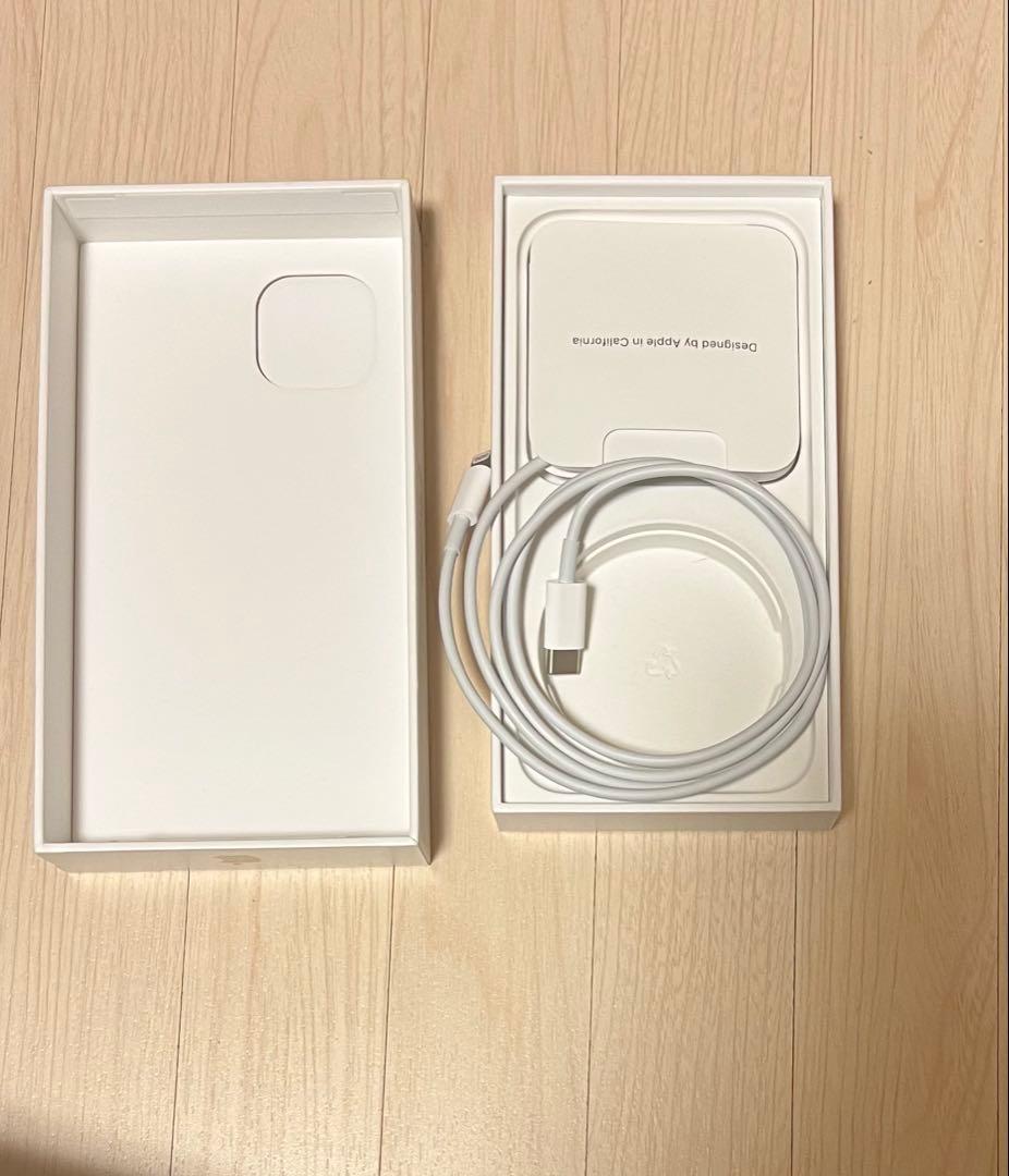 iPhone13 ホワイトSIMフリー