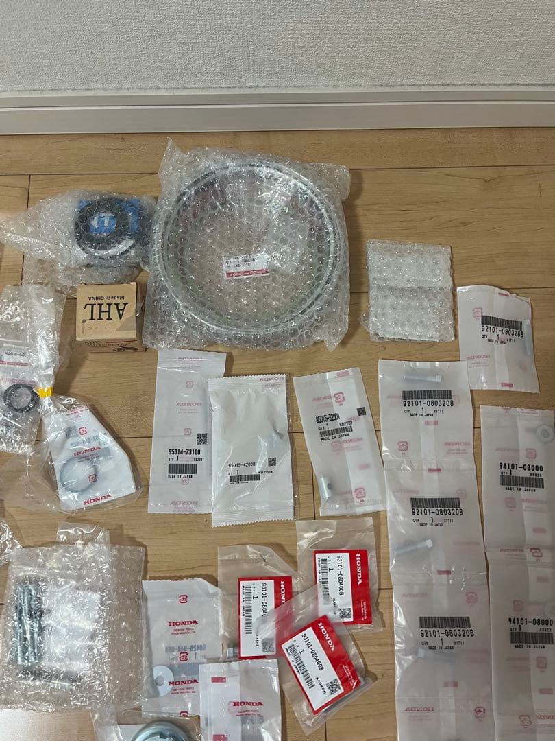 HONDA CB750FOUR 新品パーツ詰合せ