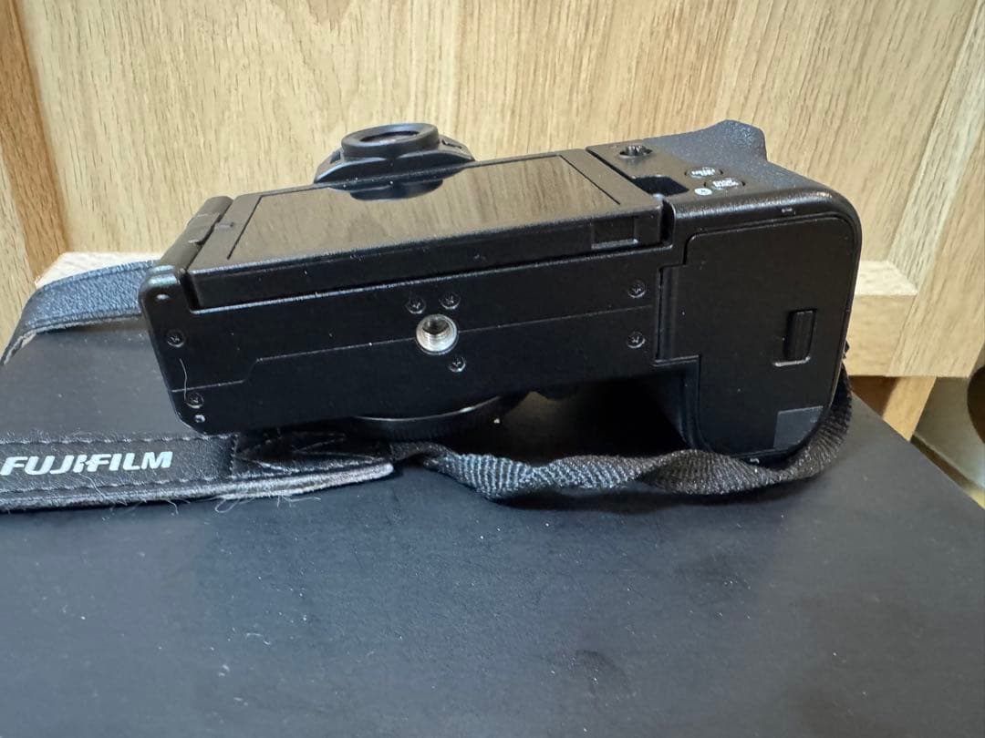 FUJIFILM X-S20 デジタルカメラ 本体　箱付き