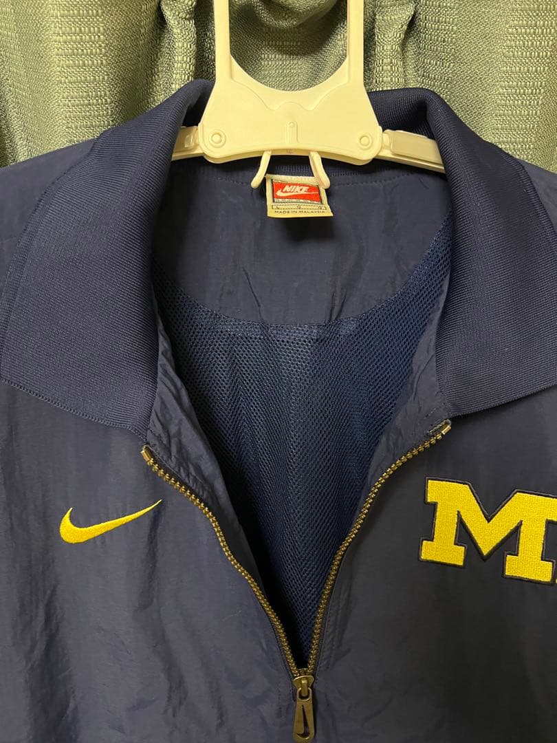 Nike ミシガン大 Michigan ハーフジップ ナイロンジャケット