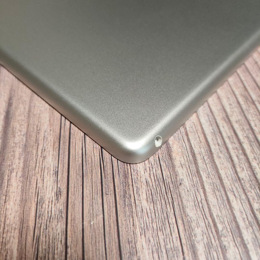 iPad 第7世代 32GB シルバー 極美品