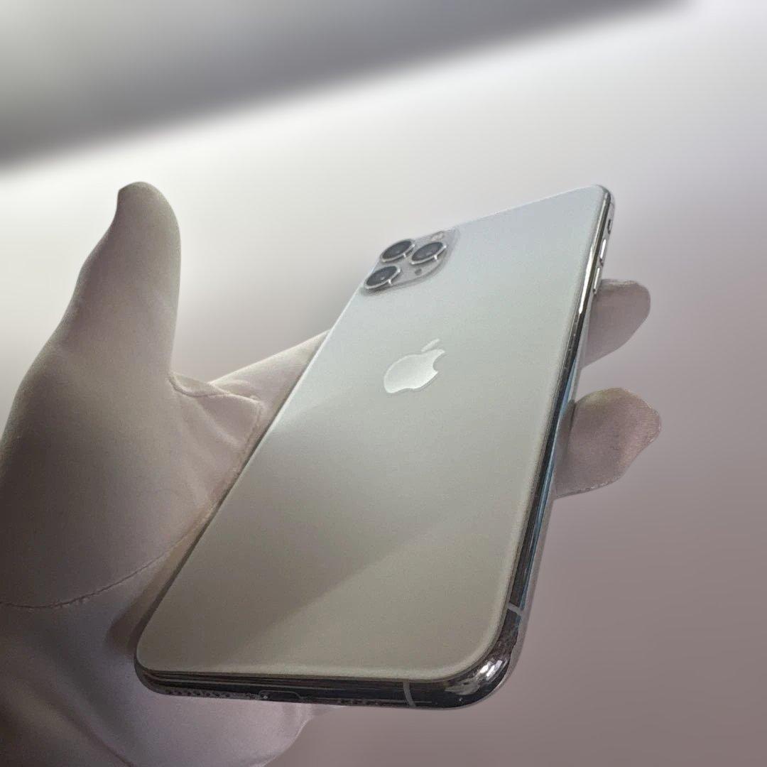 【美品】iPhone11 ProMax/シルバー/256GB/本体/SIMフリー