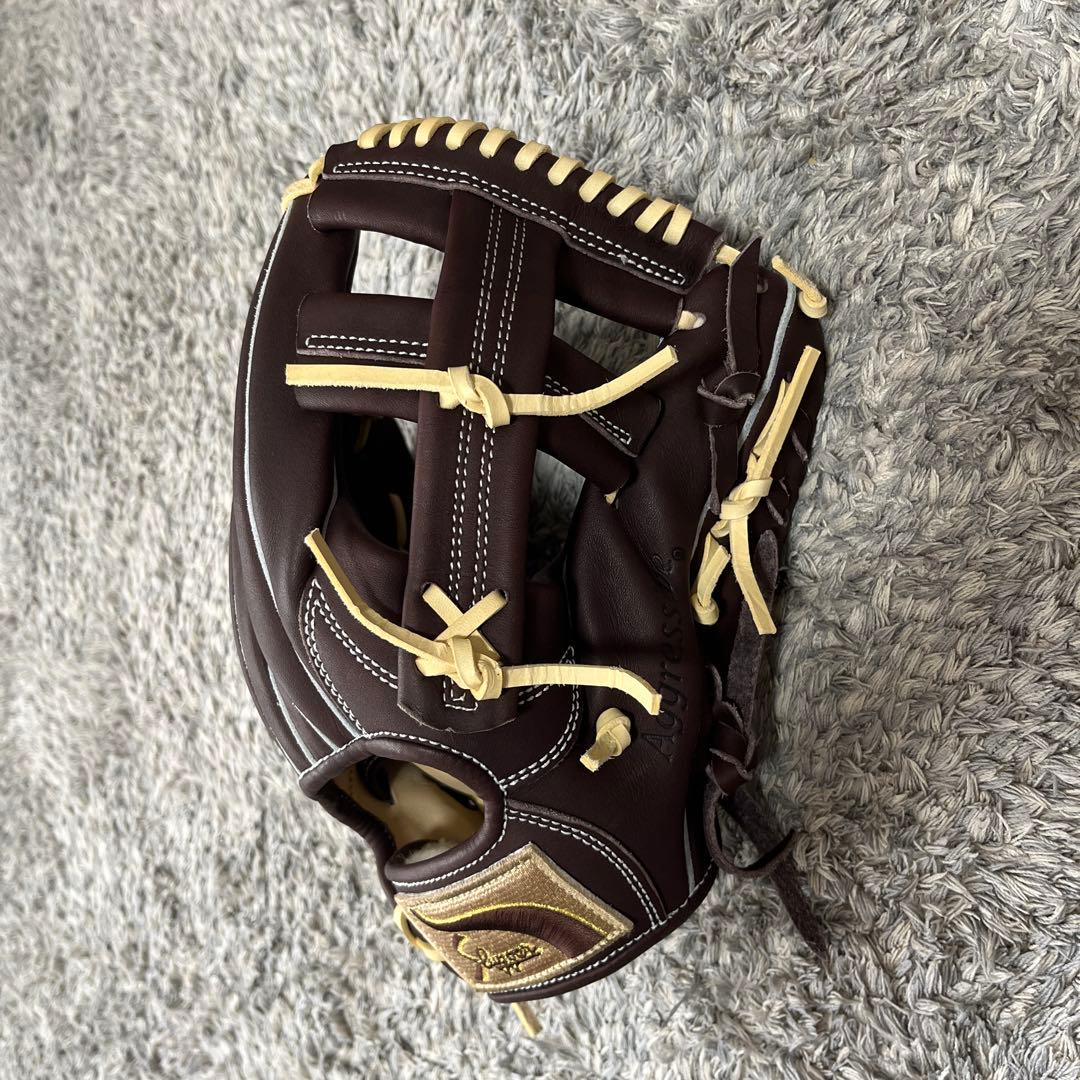 《新品/未使用》Slugger オーダーグローブ 軟式 内野手用 バーガンディ