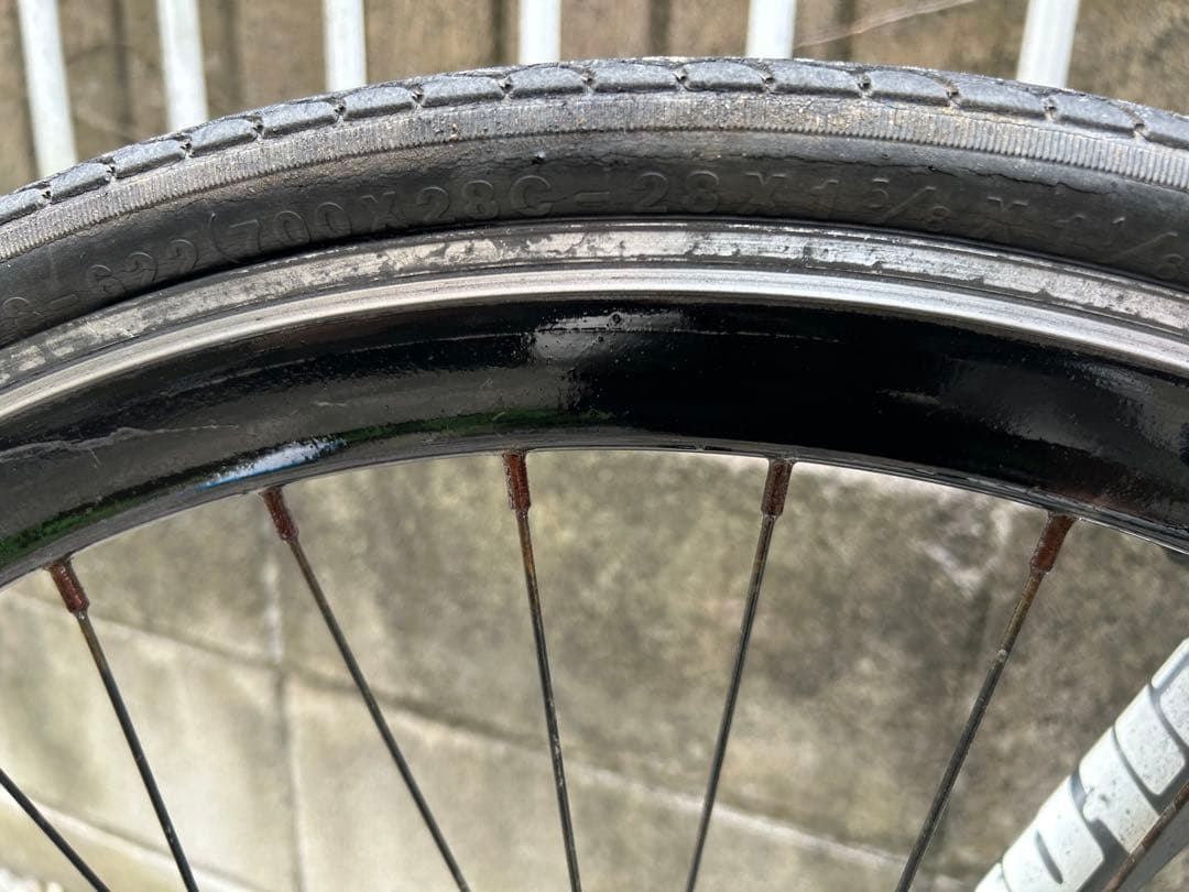 クロスバイク グレー レバー式ブレーキ