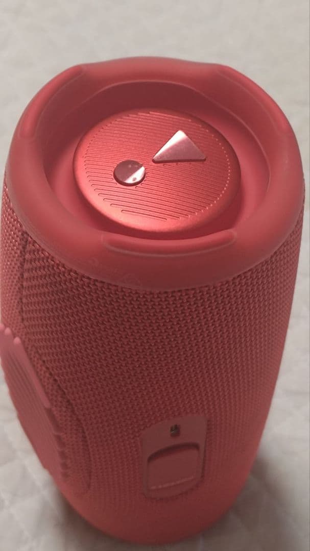 JBL レッド スピーカー