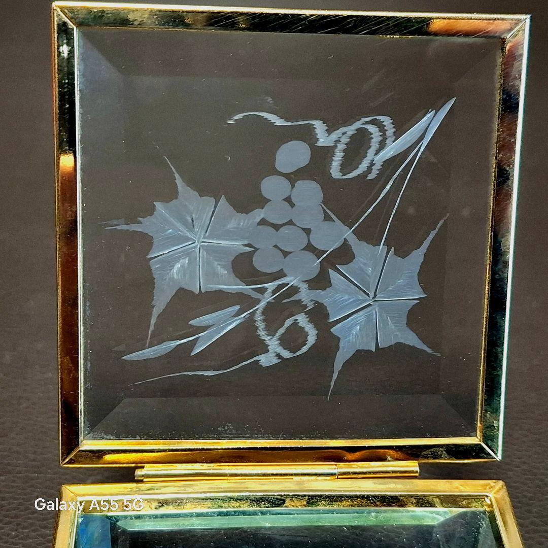 アンティーク ガラス製小物入れ 布タトウ箱付き