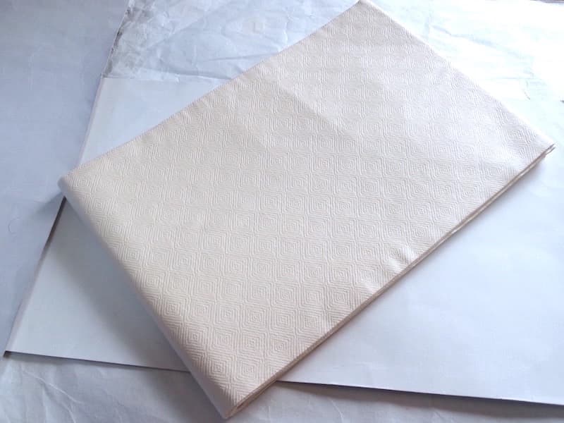 織りの名古屋帯（たれ先にうさぎ文）長383 手描き染　ガード加工済　正絹美品