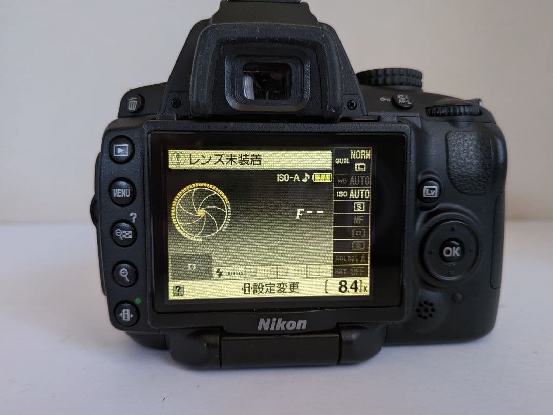 ✨️1129ショット✨️Nikon D5000 デジタル一眼レフカメラ 本体