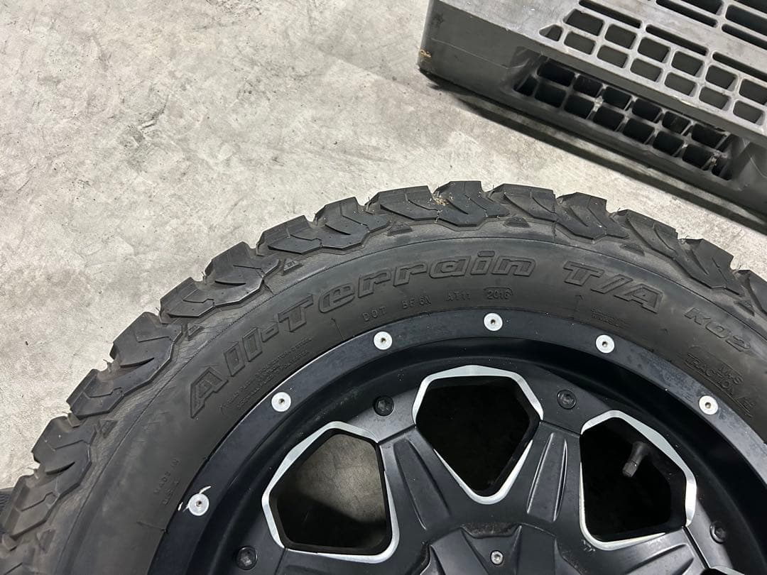12/26迄限定値下げ❗️FUEL20inch 285/55r20 4本 タンドラ