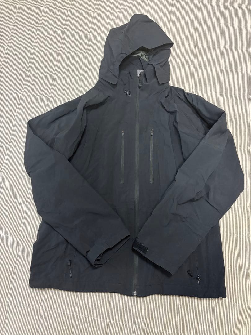 【希少】【美品】バートンak ゴアテックス ジャケットブラック　インナー付き