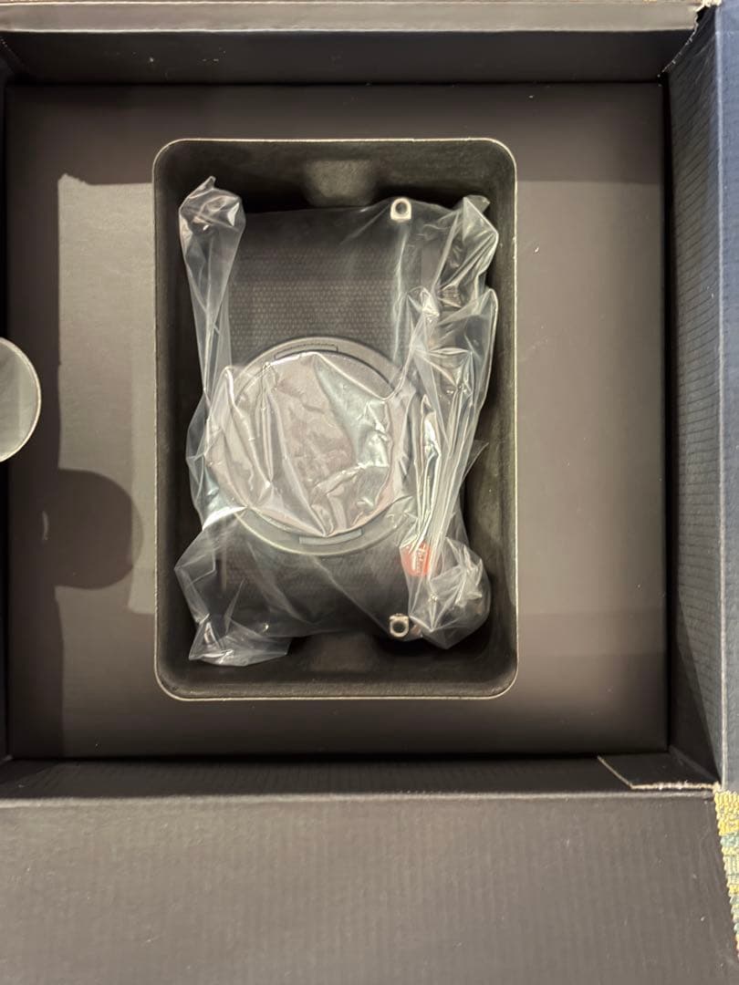 Leica ライカ D-LUX8（レザーケースとオートレンズキャップ付き）