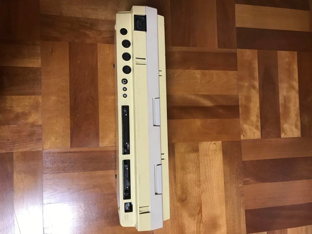 富士通FM7 FUJITSU MICRO 7 MB25010 レトロPC