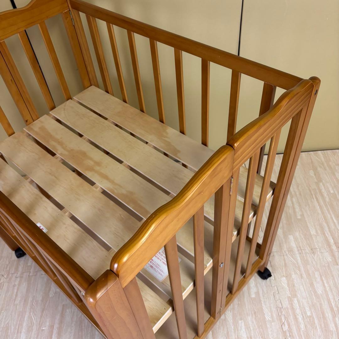 ☆除菌清掃済☆大和屋　パタン　折りたたみミニベビーベッド　すのこ　ライトブラウン