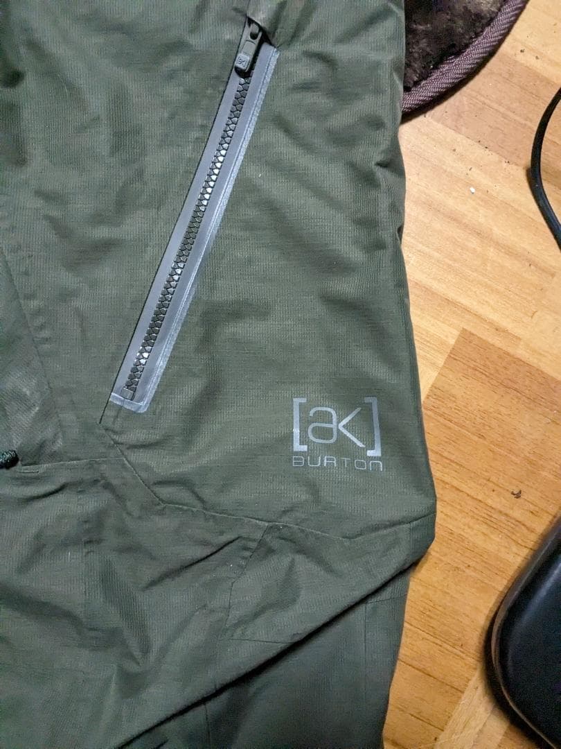 BURTON　akウェア上下セット（ほぼ一式）