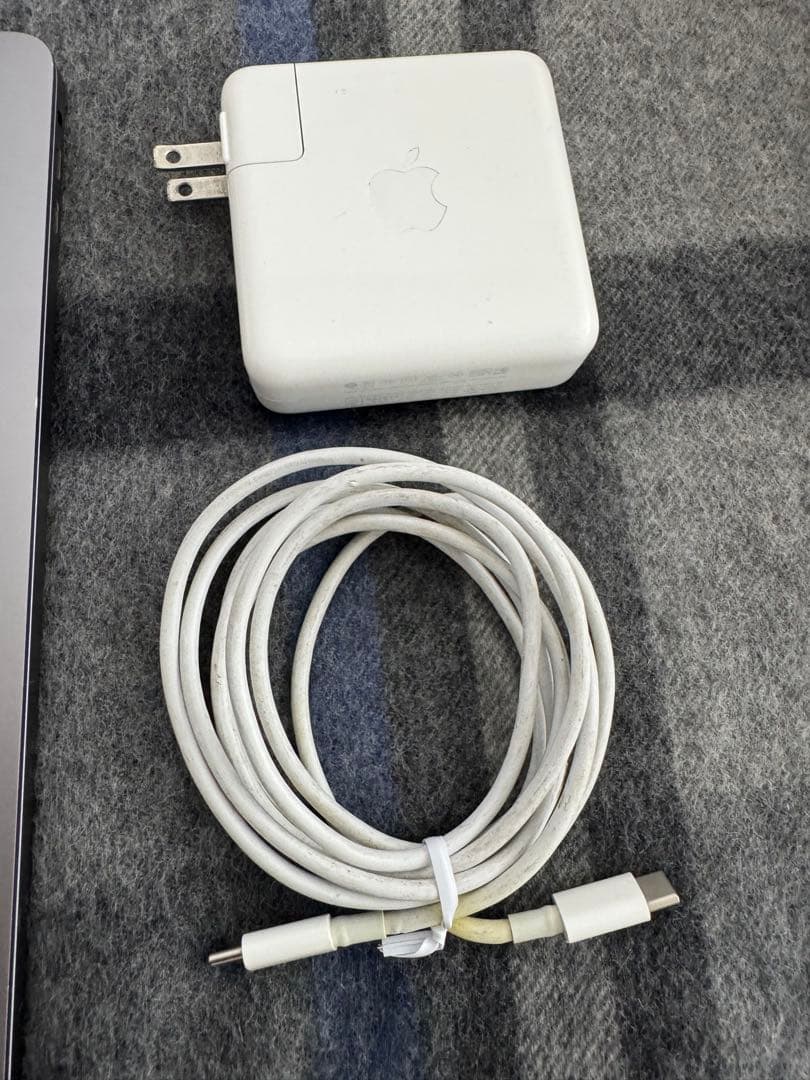 v*9様 MacBook Pro 16インチ（2019年モデル）i9 intel