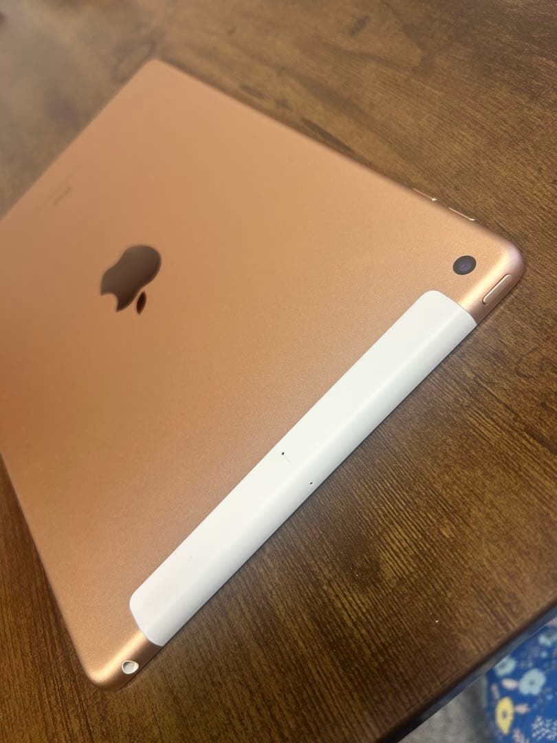 iPad 第６世代 ゴールド 美品