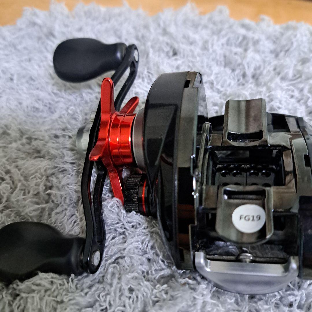 GENIUS８:1　グラビアス　ベイトリール