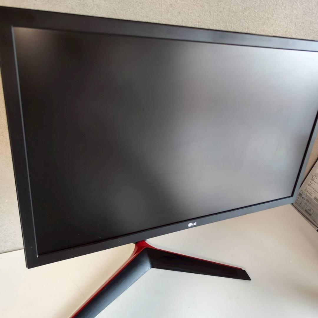 LG UltraGear 23.6インチ ゲーミング モニター 24GL650
