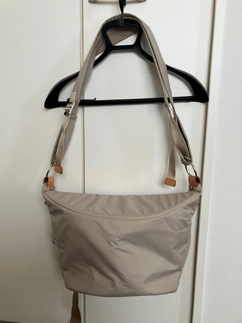 N/ORN ノルン　抱っこバッグ　ベージュ