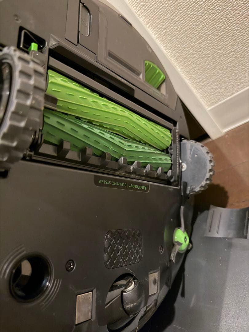 iRobot J7+ ロボット掃除機 ブラック