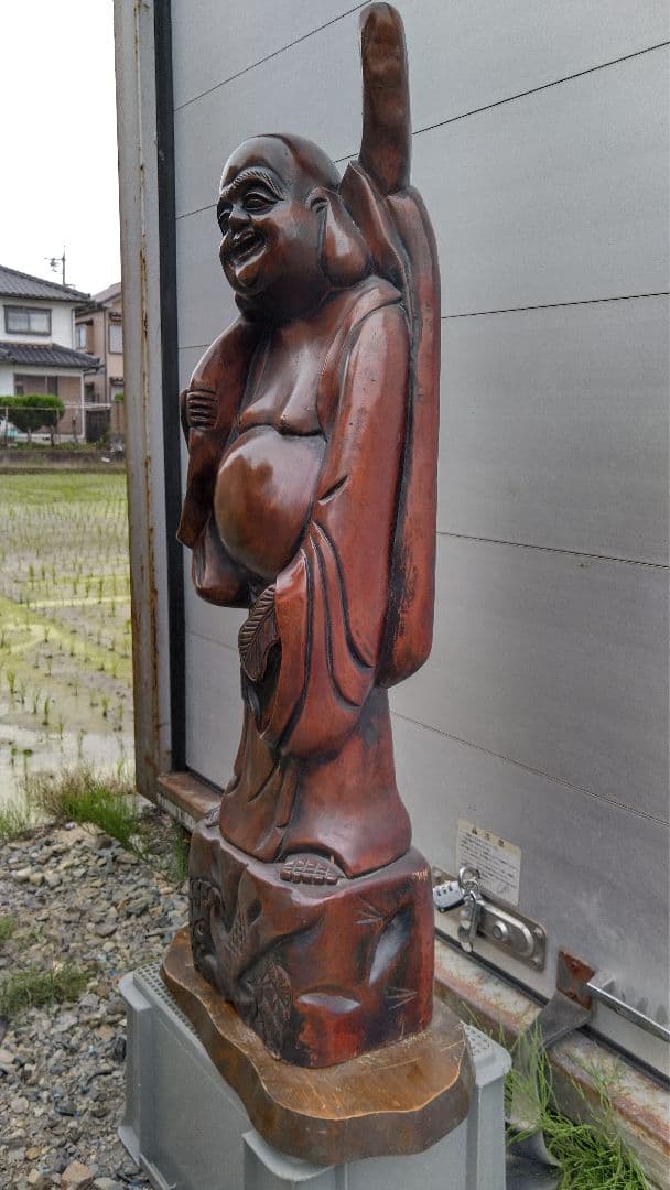 木彫りの布袋像　台付き