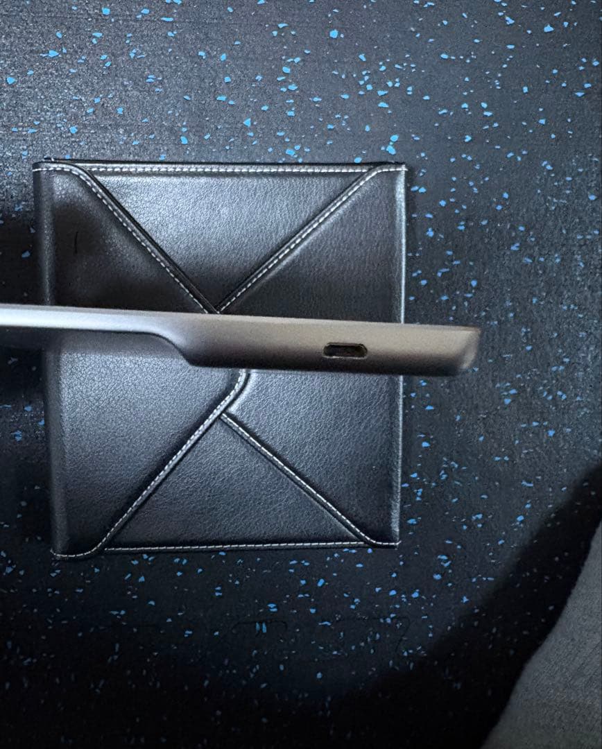 Kindle Oasis (第10世代) 専用カバー付き