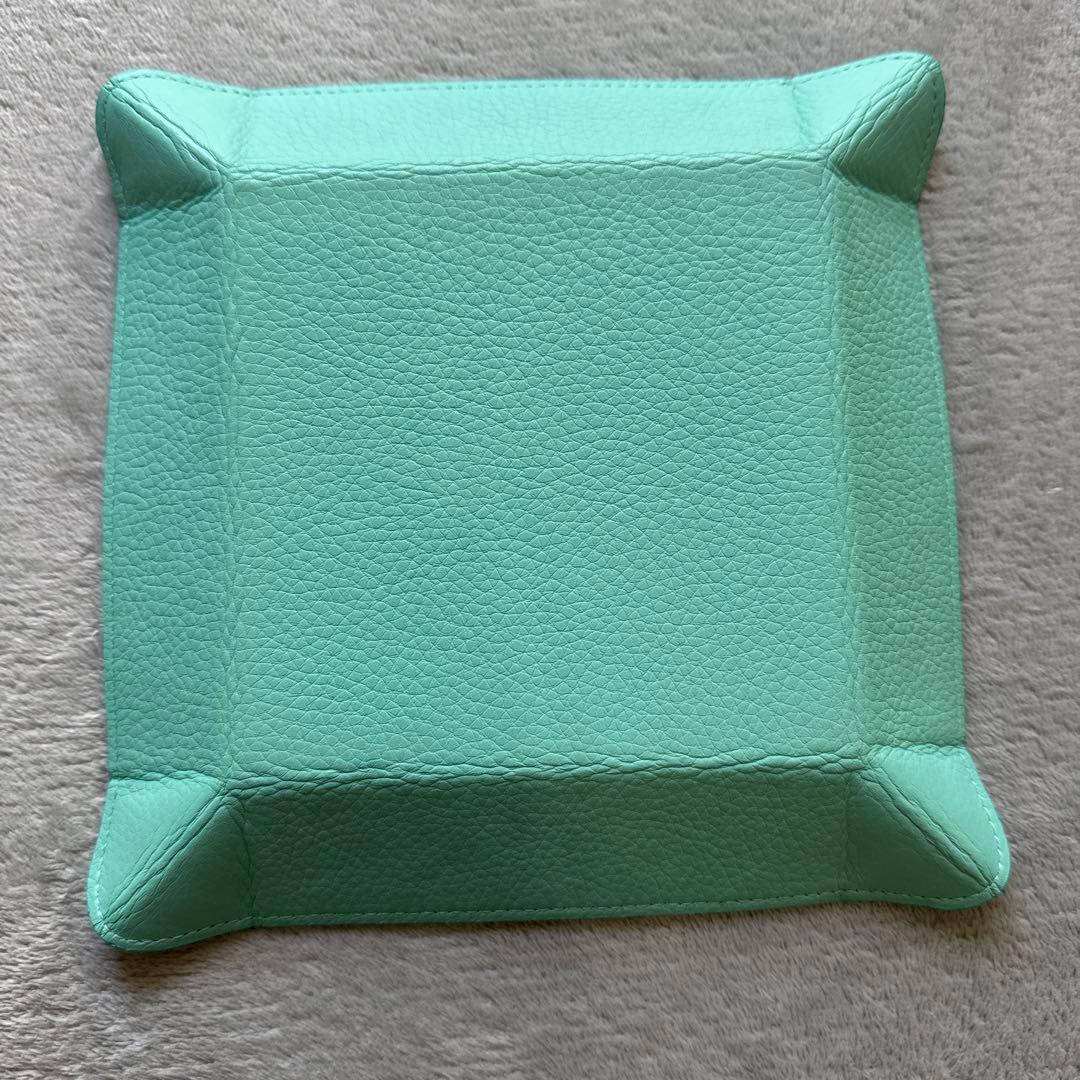 Tiffanyティファニー レザートレイ 小物・ジュエリー・アクセサリートレイ