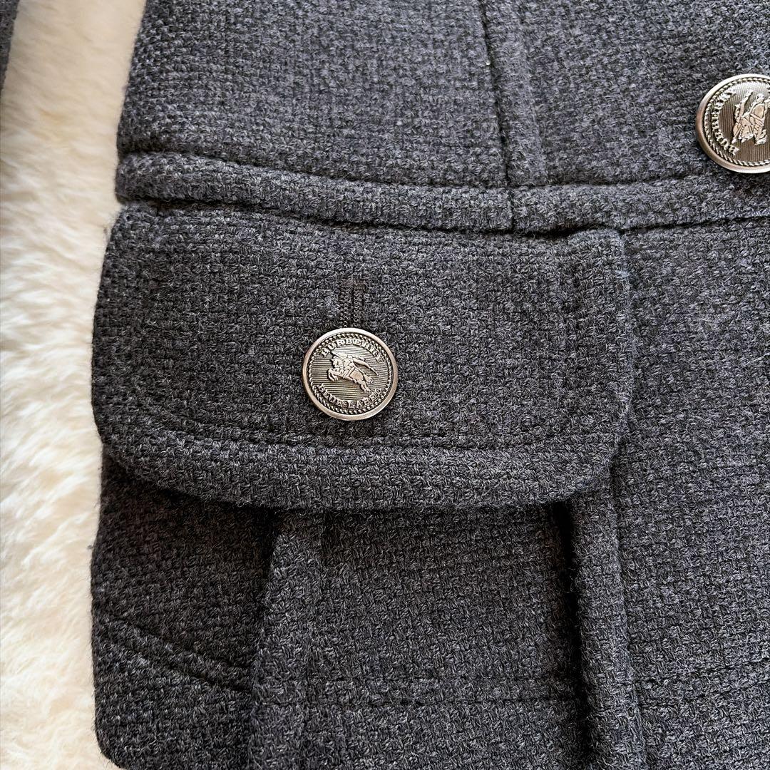 極美品✨【バーバリーブルーレーベル】銀ボタン ダブルショートコート 裾プリーツ