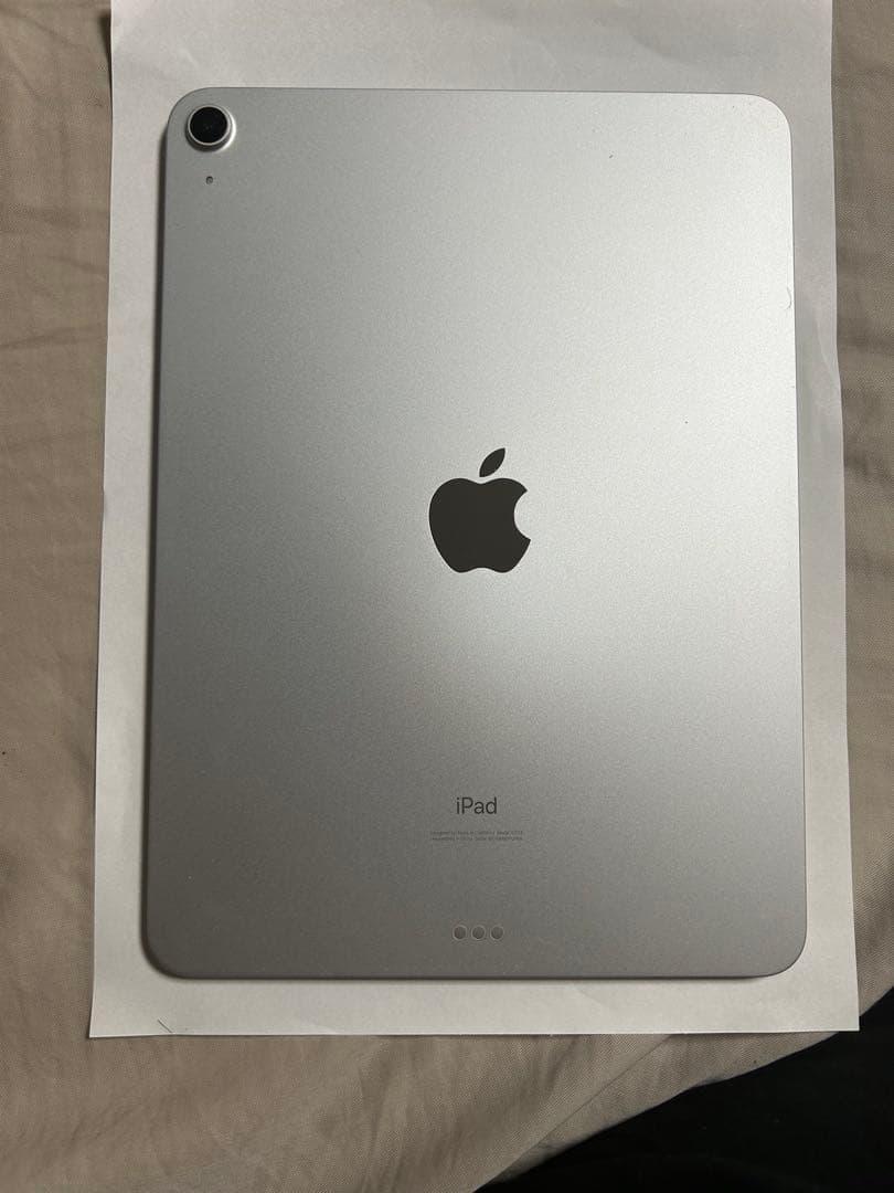 Apple iPad Air 4 シルバー （動作不良あり）