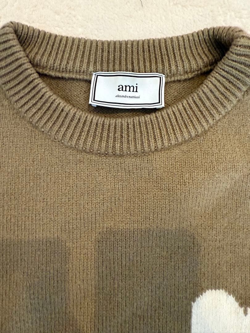 やまAMI PARIS アミパリス ハートロゴニット セーター