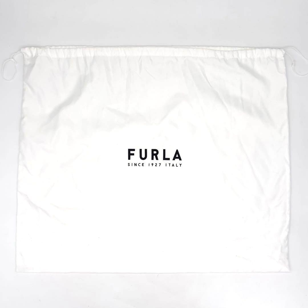 ✨未使用級✨現行✨フルラ　ゴッチャ　M　ホーボーバッグ　グレージュ