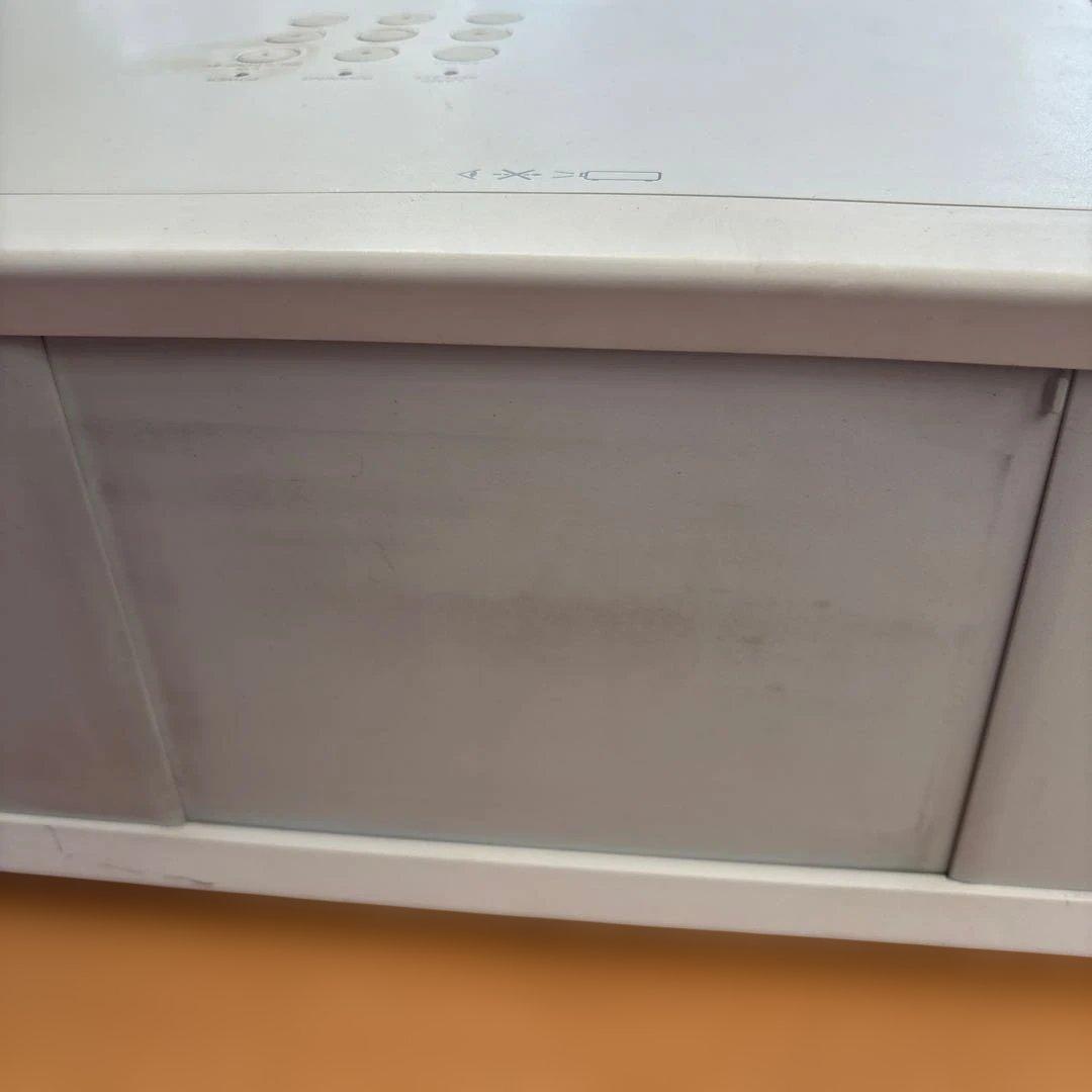 SANYO LP-Z2000 プロジェクター本体のみ