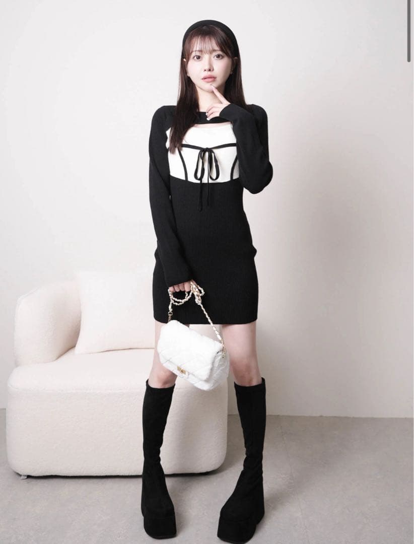 リボン付き長袖ミニワンピース