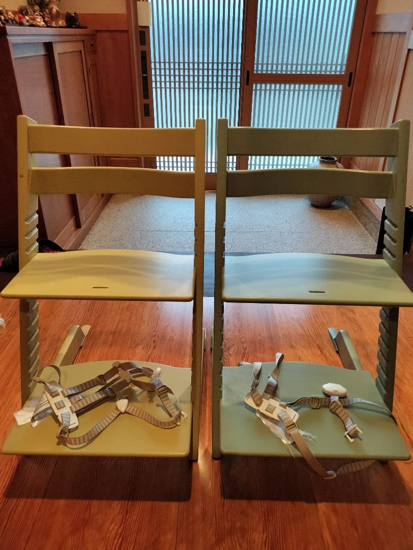 STOKKEストッケトリップトラップ　ハーネスおまけ付　薄い緑