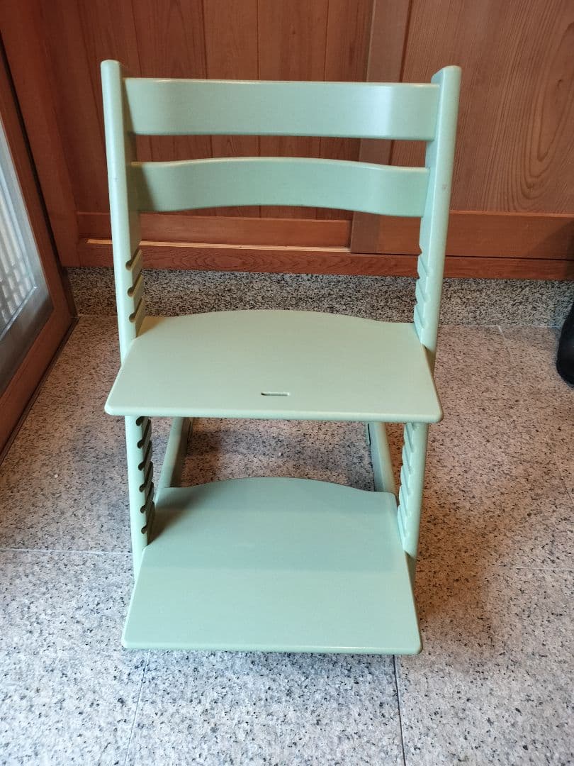 STOKKEストッケトリップトラップ　ハーネスおまけ付　薄い緑