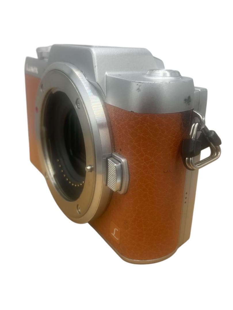 【ジャンク品】Panasonic LUMIX DMC-GF7 ミラーレス