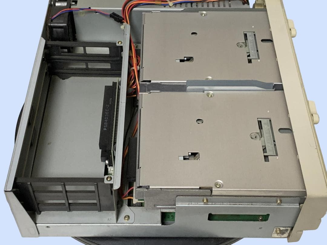 M6038 NEC PC-8801 MA2 パーソナルコンピュータ 旧型