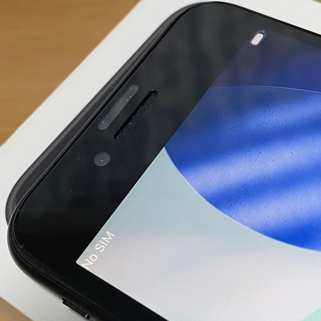 iPhoneSE2 64gb ブラック 本体美品 バッテリー交換必要