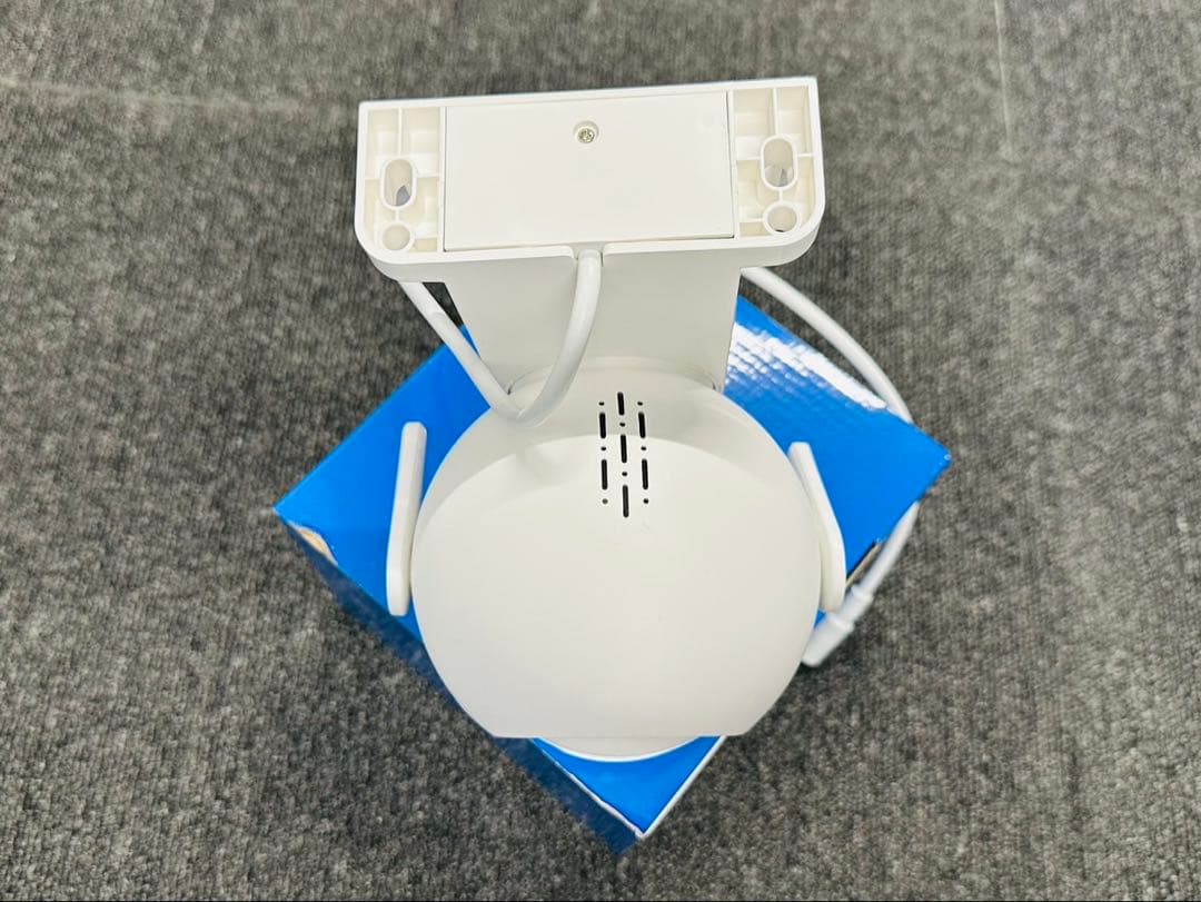 最新ワイヤレス防犯カメラ4台セット500万画素タッチパネル1TB HDD内蔵付き