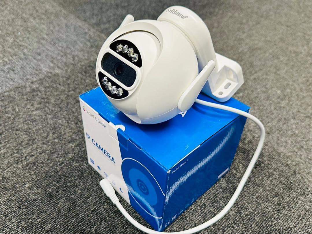 最新ワイヤレス防犯カメラ4台セット500万画素タッチパネル1TB HDD内蔵付き