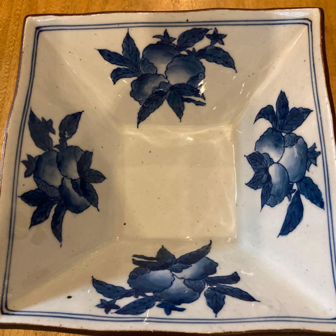 福泉窯昭和期枇杷絵付緑釉四角深鉢