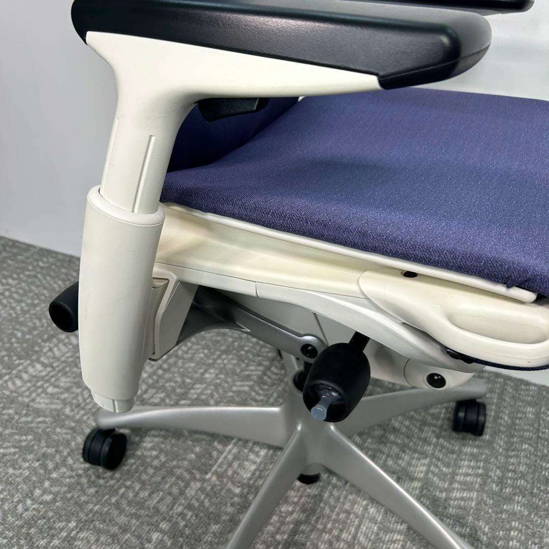 2014年製　エンボディチェア 最高級 ハーマンミラー Embody