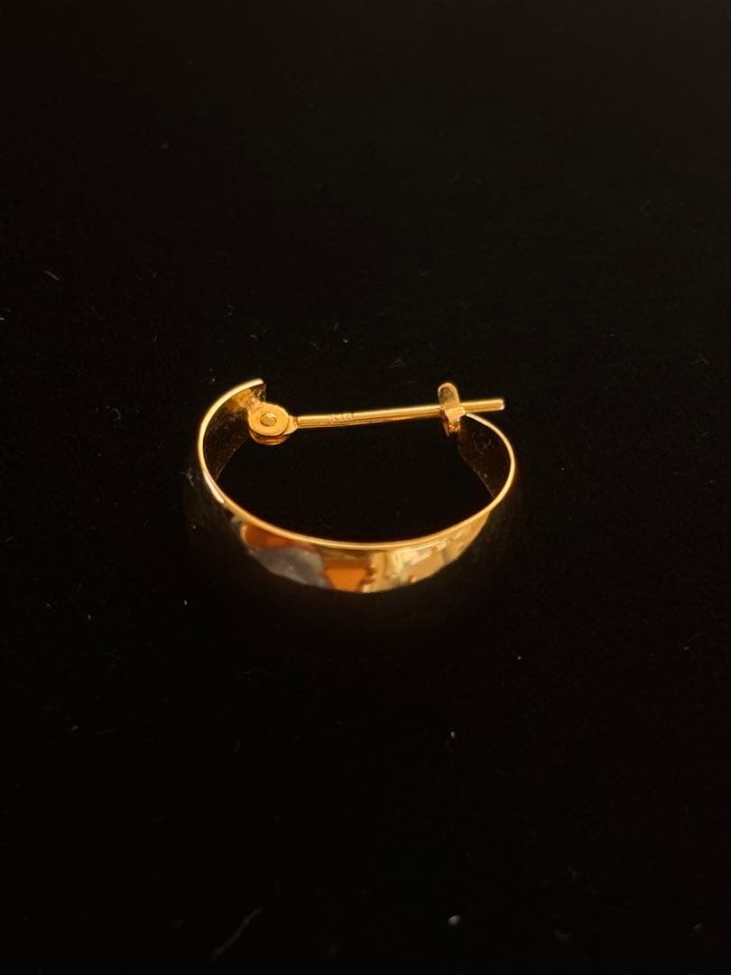 【片耳】フープピアス K18 7mm×15mm ムーンピアス