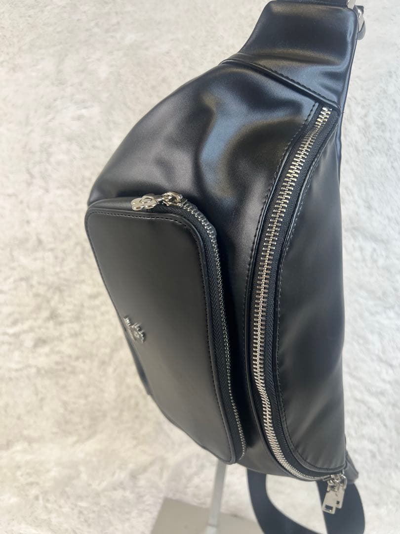 【MARY QUANT】エポビジューデイジーポイントボディバック