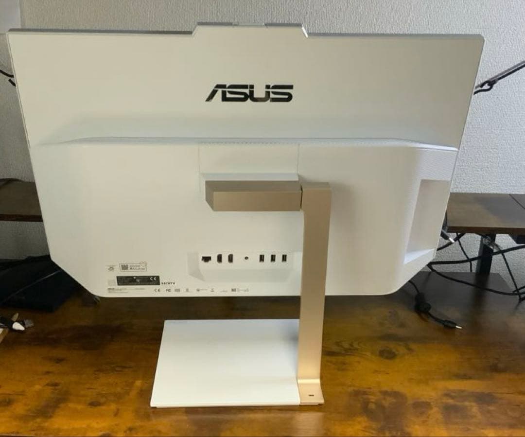 ASUS 一体型パソコン A5401W-I710700EC 23.8インチFHD