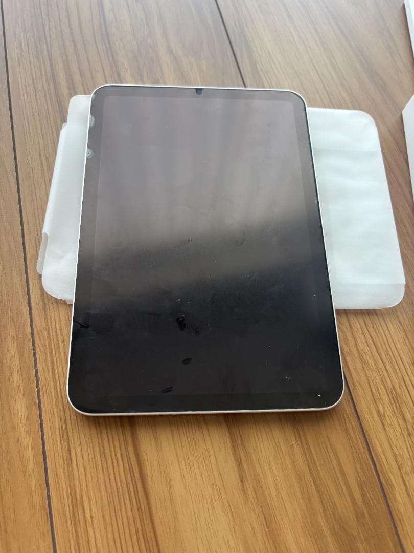 Apple iPad mini 6世代スターライト 64GB Wi-Fi