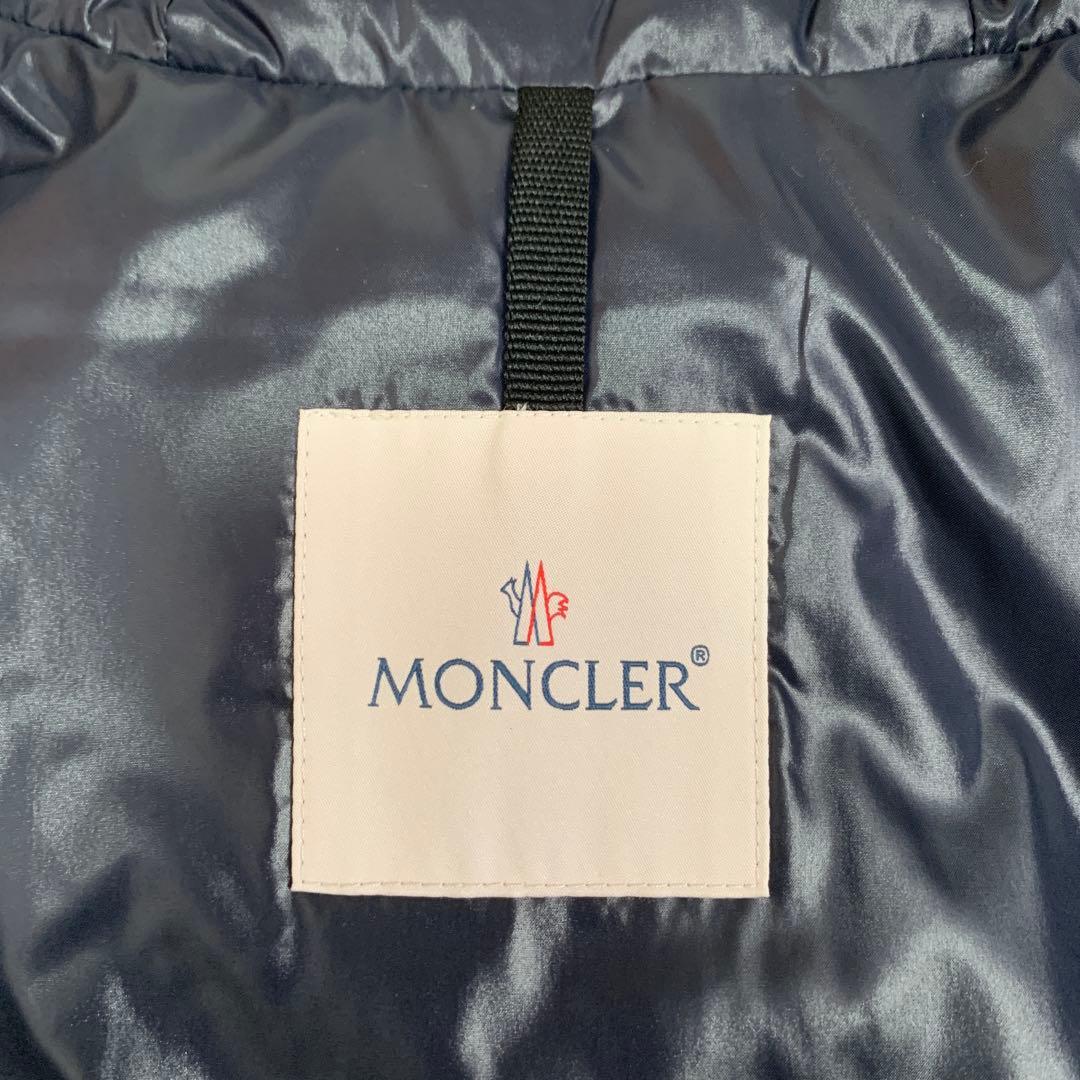 【極美品】MONCLER MONTCLA GIUBBOTTO ダウンジャケット