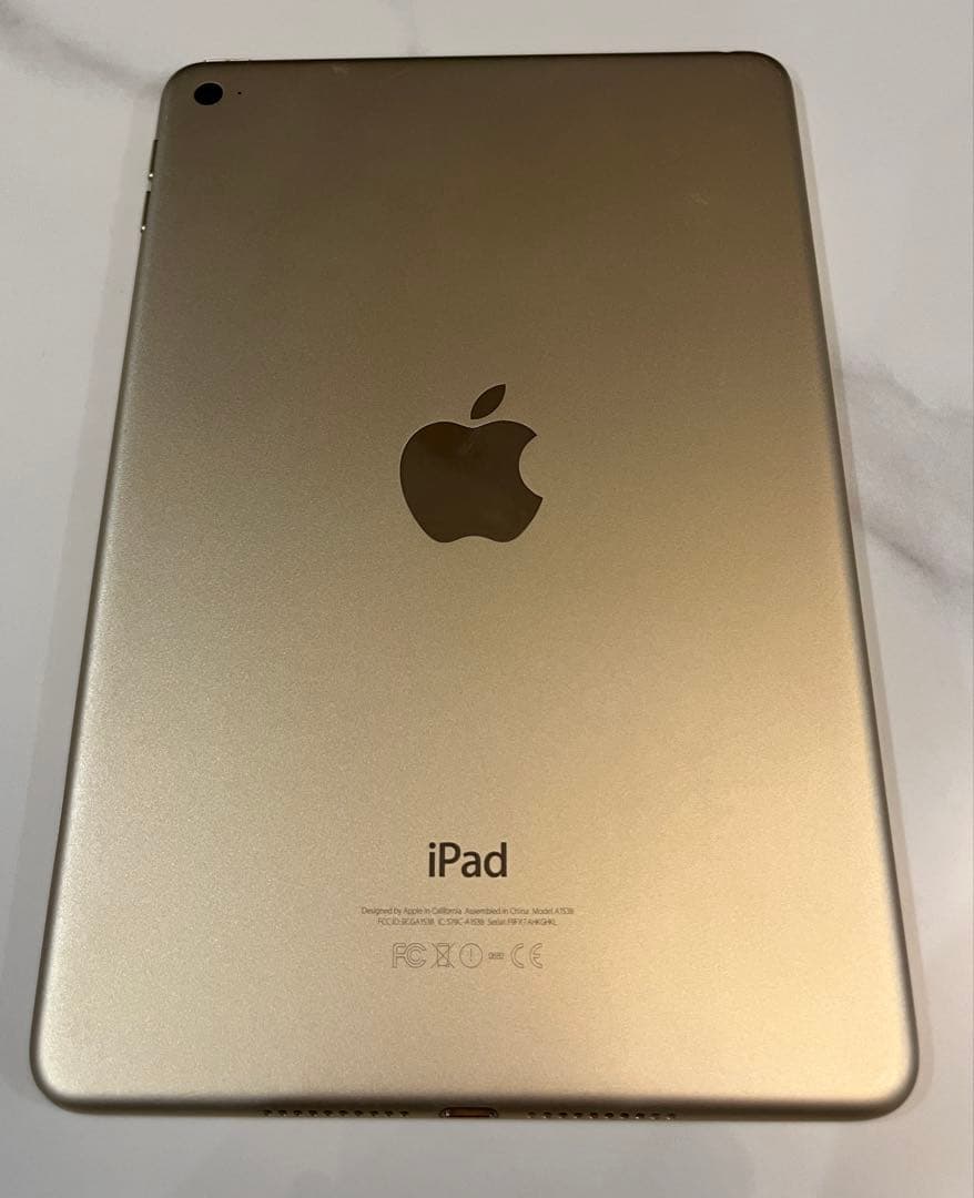 あや iPad mini4 Wi-Fiモデル　128GB ゴールド
